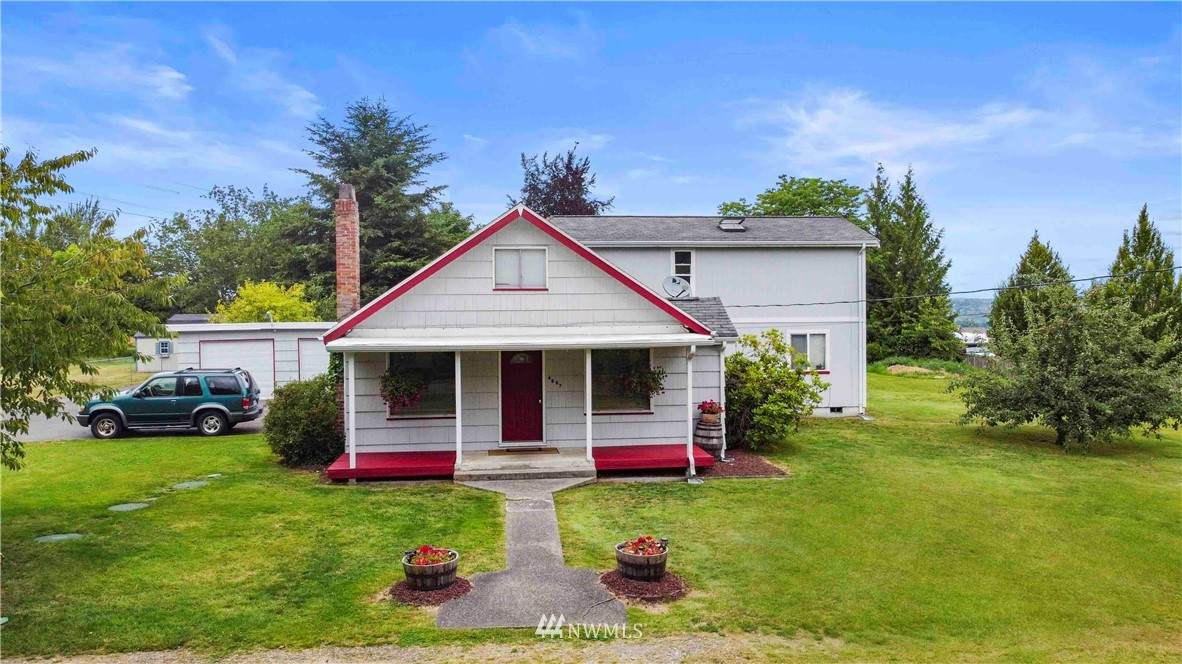 4607 53rd Street - Photo 1