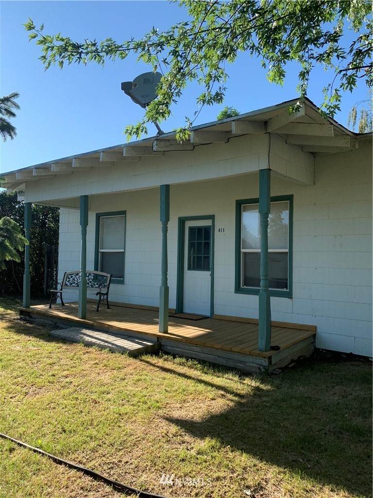 411 Main Street - Photo 1