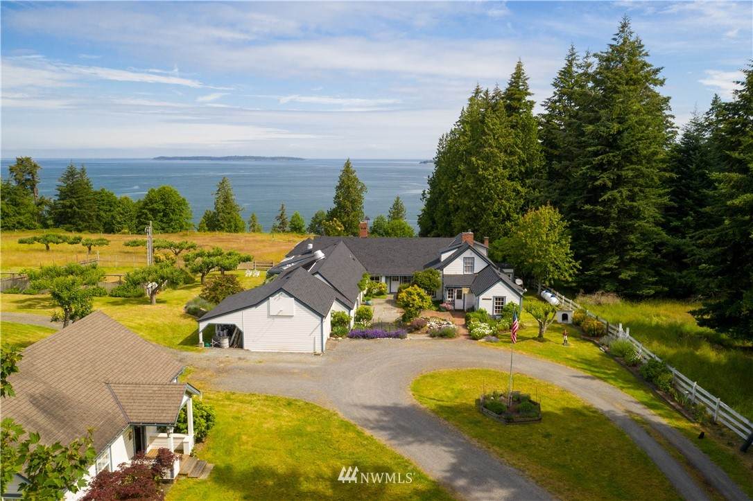 260 Tidewinds Lane - Photo 1