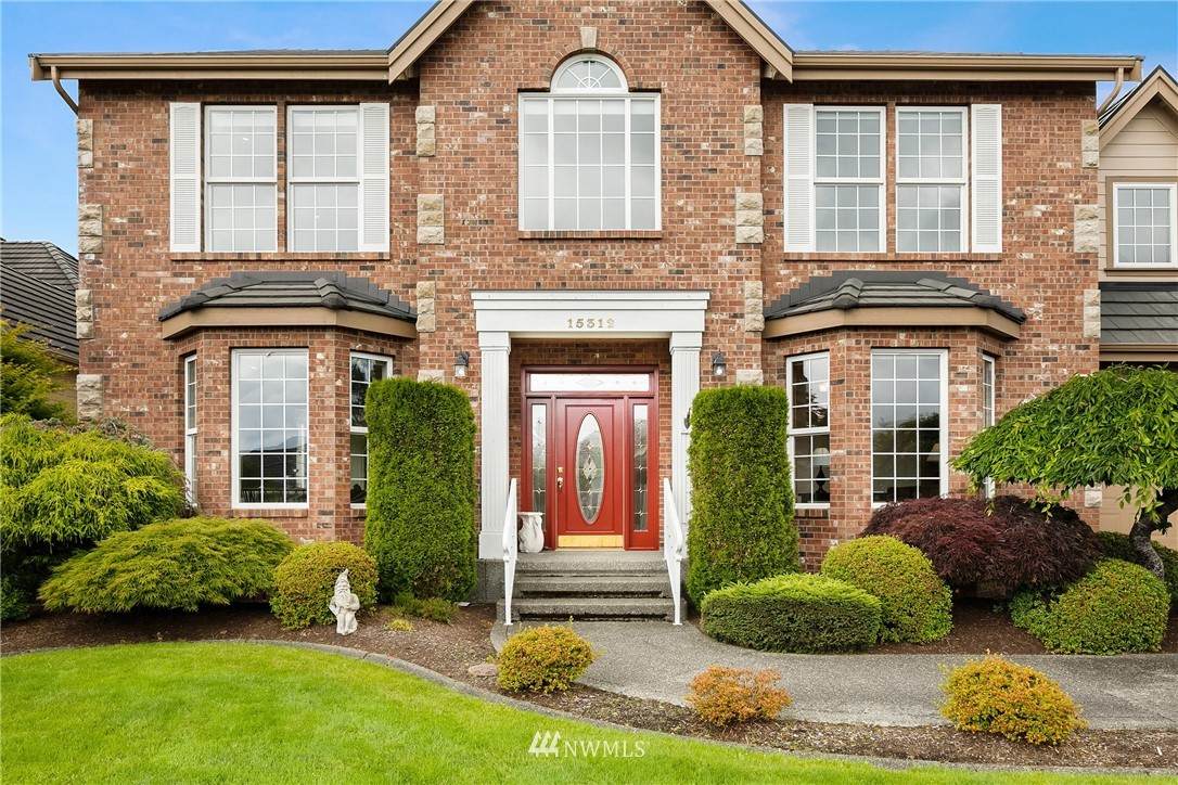 15312 136th Avenue - Photo 1