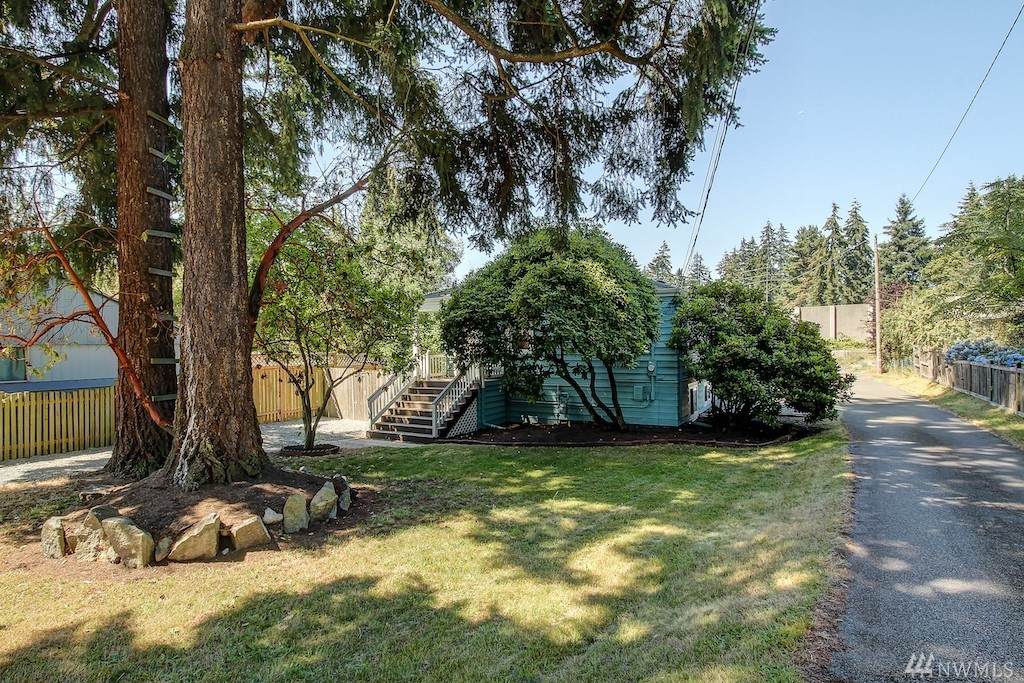 12025 5th Avenue - Photo 1
