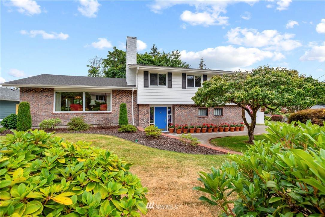 4 Crest Place - Photo 1