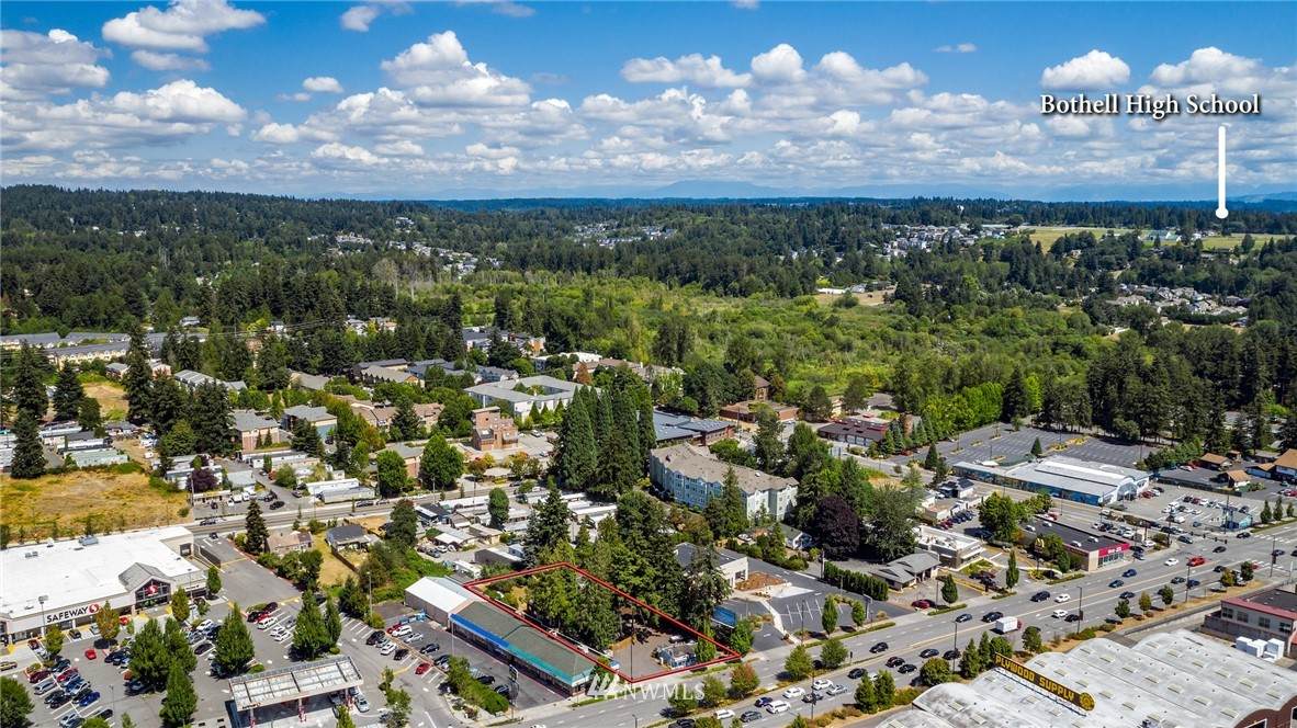 7228 Bothell Way - Photo 1