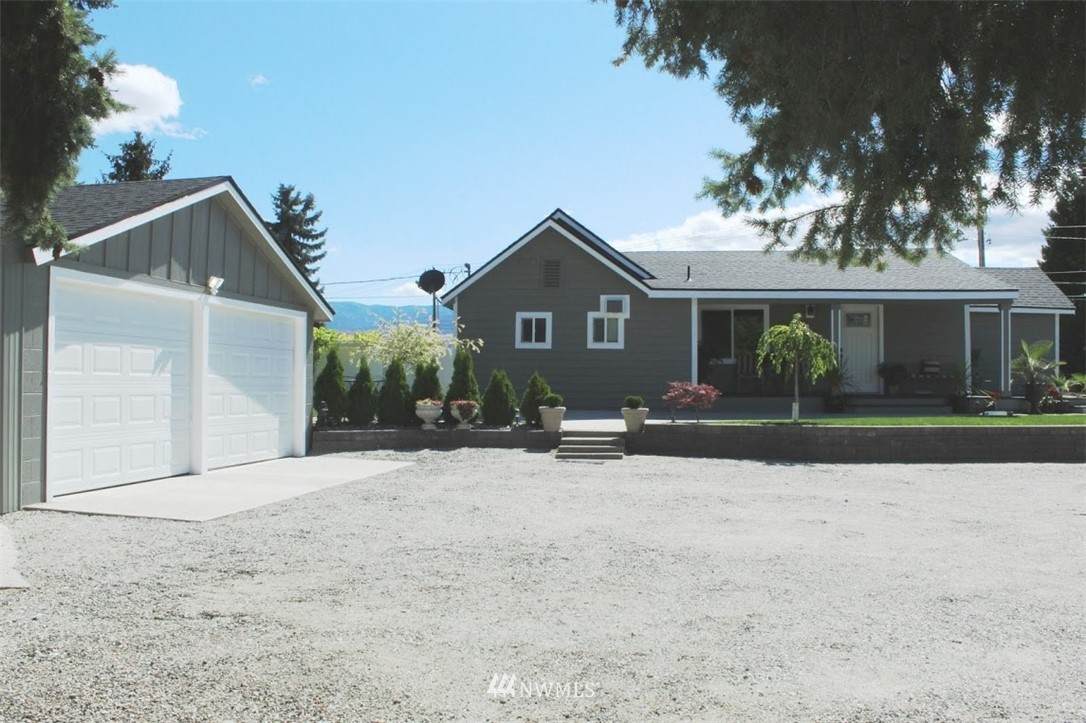 2215 Baker Street - Photo 1