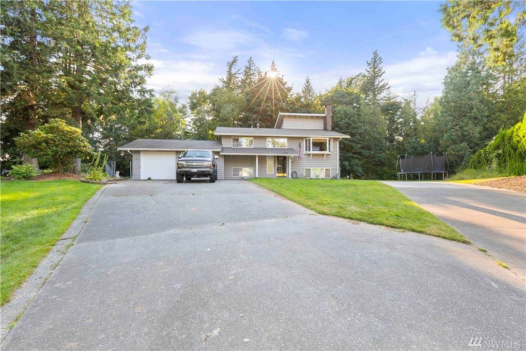 5913 Cheryl Ct - Photo 1