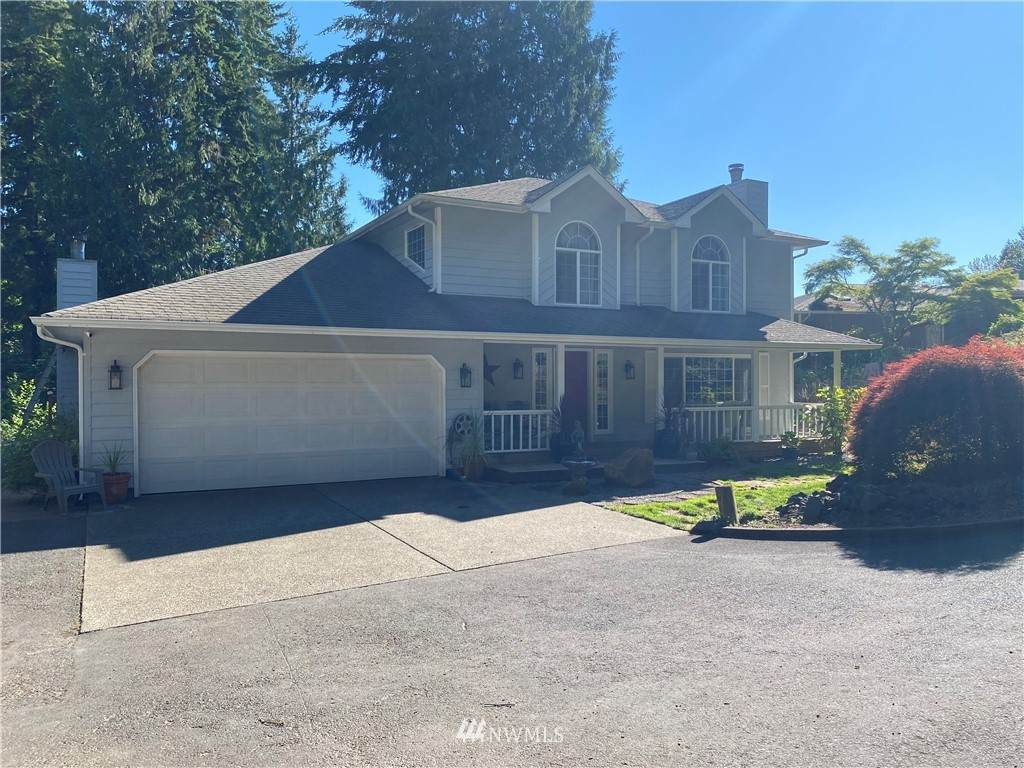 225 Sunset Drive - Photo 1