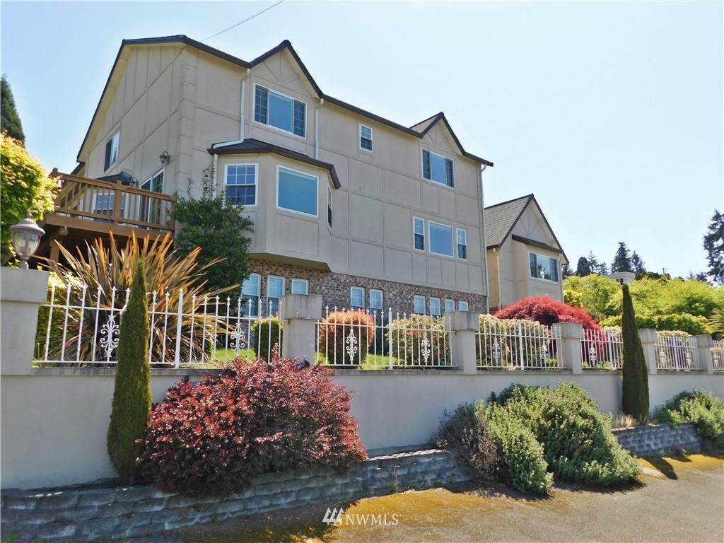 18124 Riviera Place - Photo 1