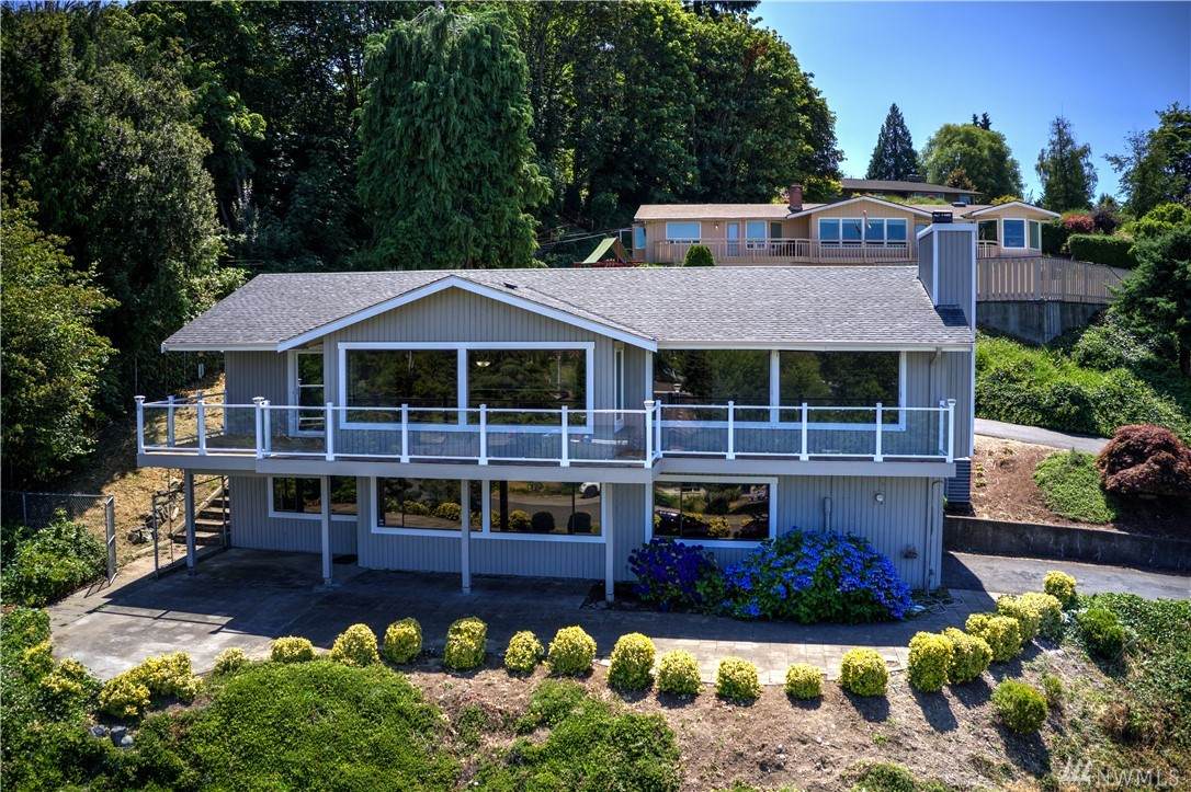 212 19th Avenue - Photo 1