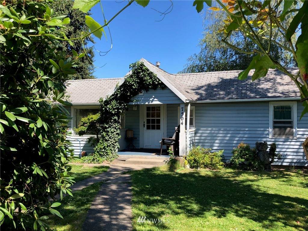 7504 148th Avenue Ct - Photo 1