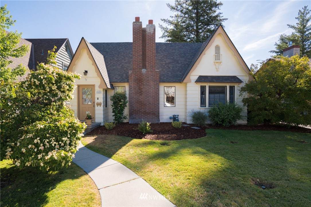 123 Franklin Avenue - Photo 1