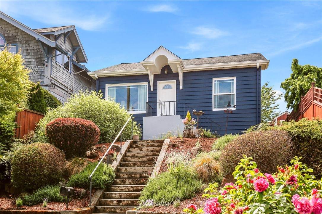 3429 36th Avenue - Photo 1