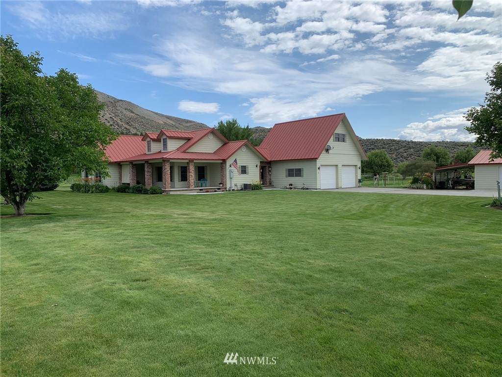 11 Rolling Hills Drive - Photo 1