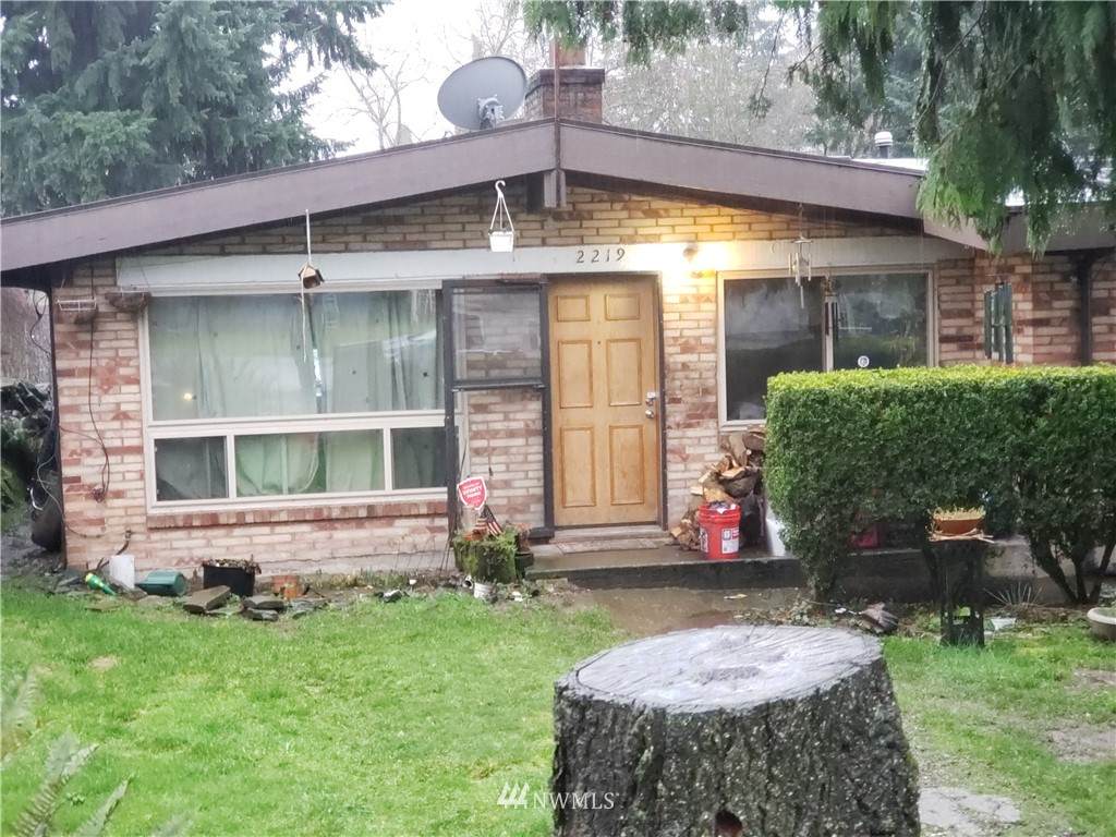 2219 134th Street - Photo 1