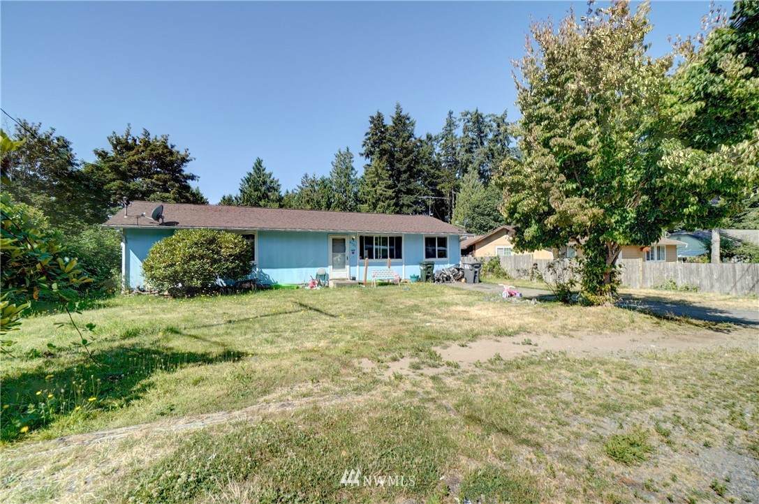 6521 194th Avenue - Photo 1