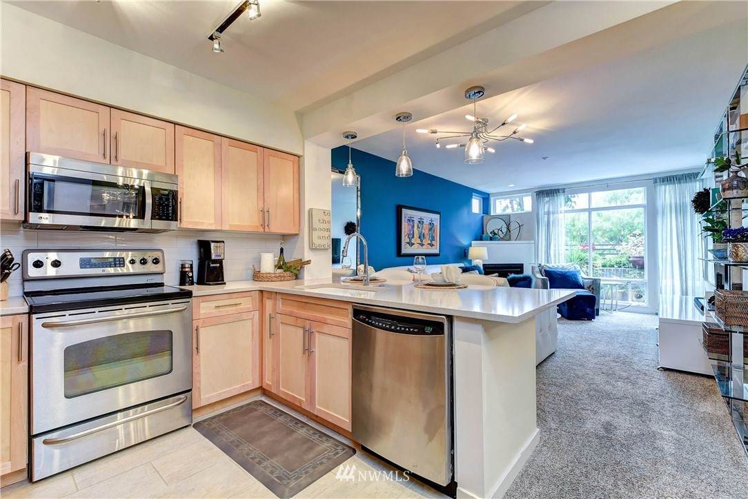 211 Kirkland Avenue - Photo 1