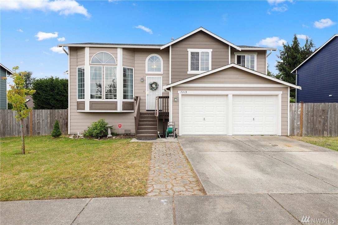 7319 176th Place - Photo 1