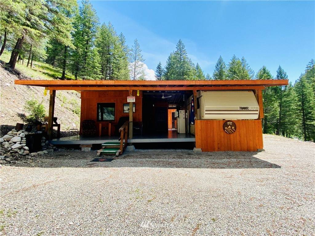 148 Toroda Creek Road - Photo 1
