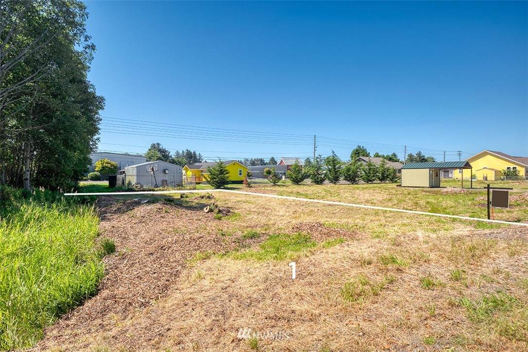 203 22nd Street - Photo 1