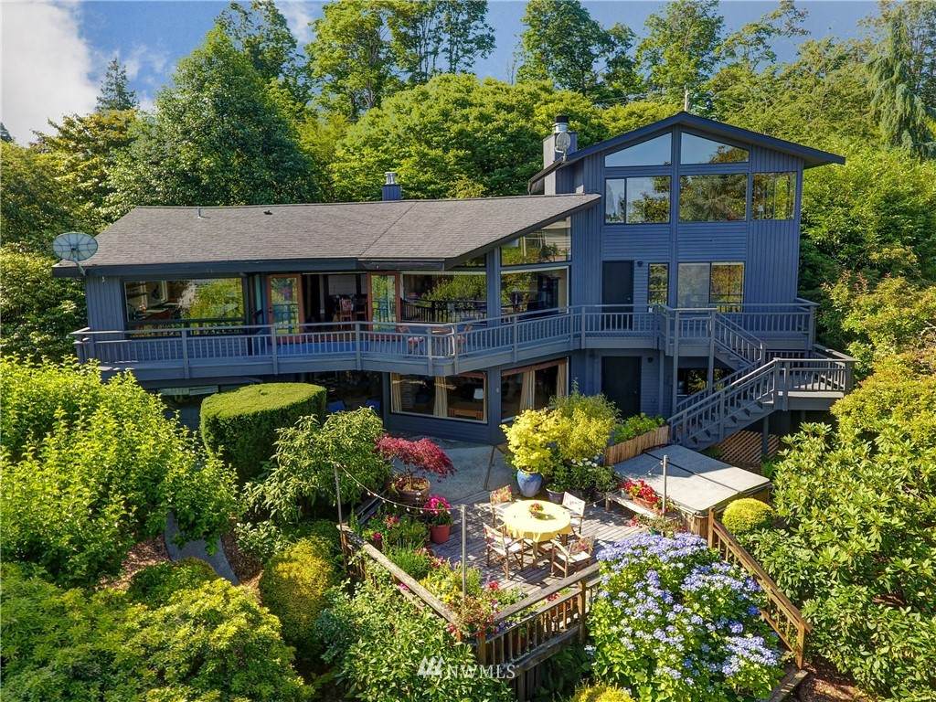 3614 Lawton Street - Photo 1
