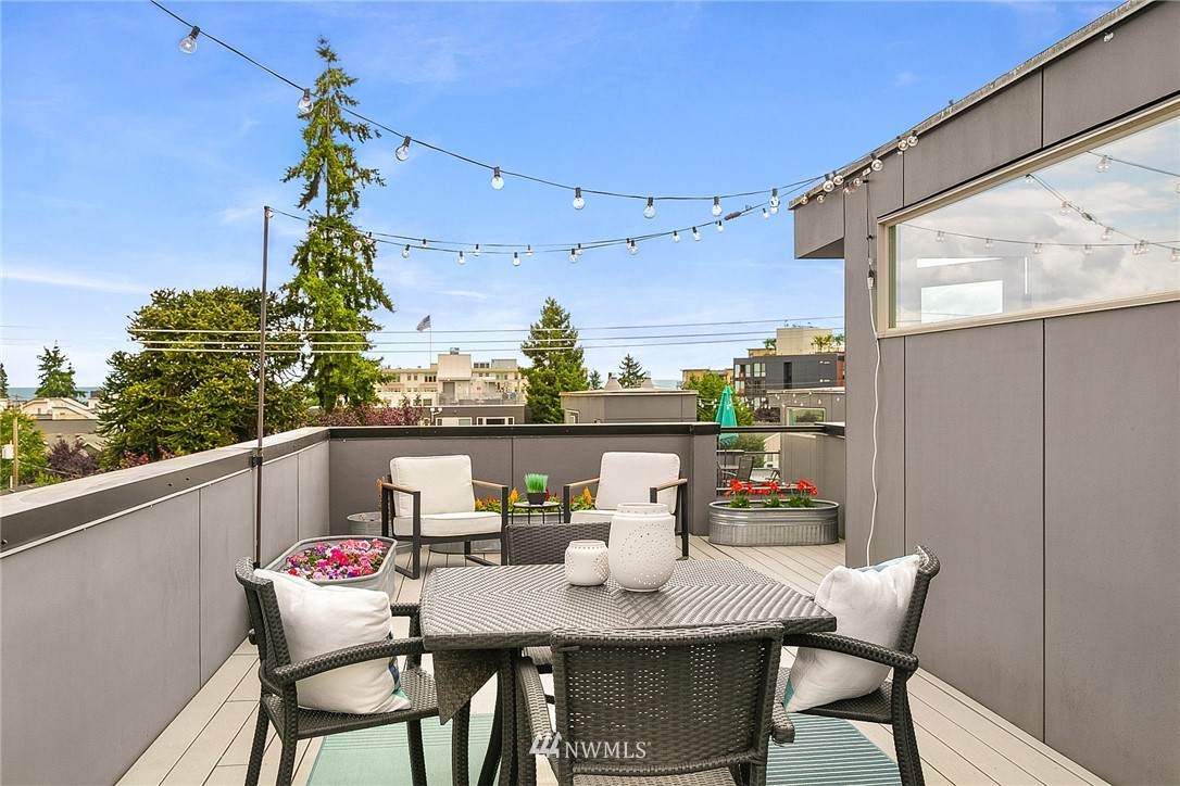 109 20th Avenue - Photo 1