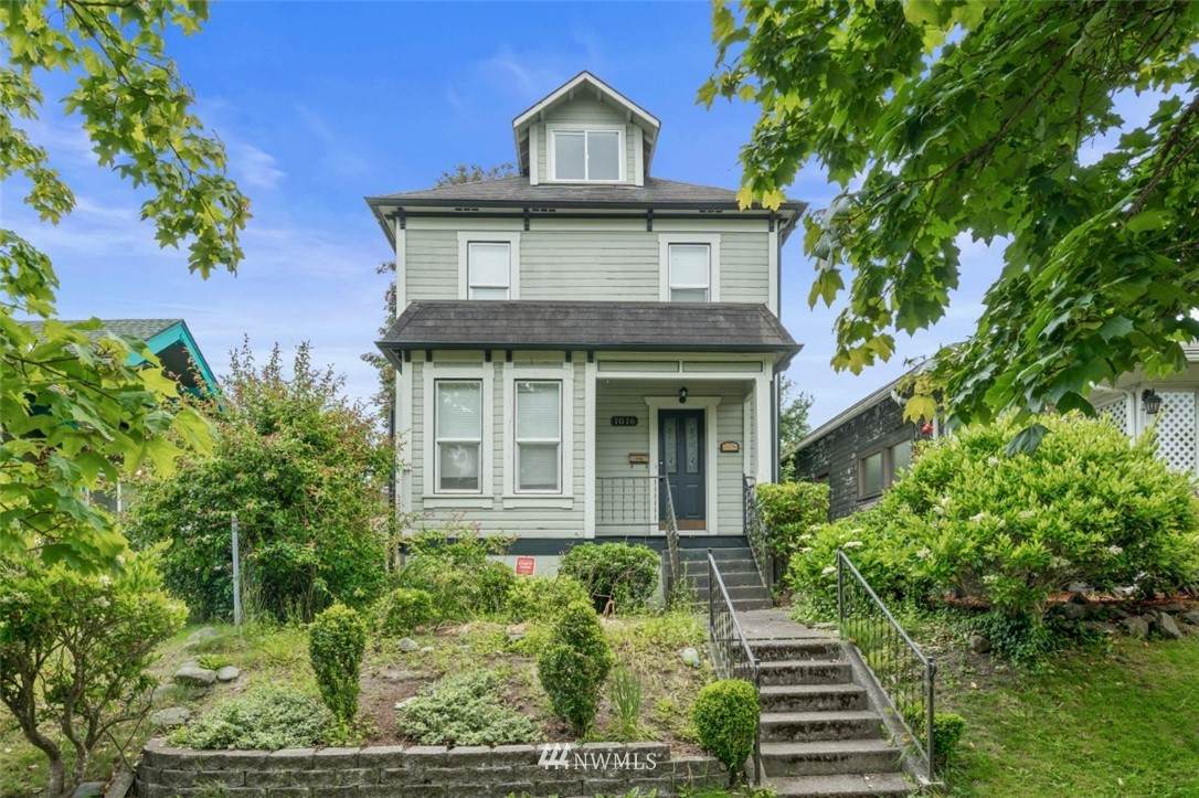 1016 Cushman Avenue - Photo 1