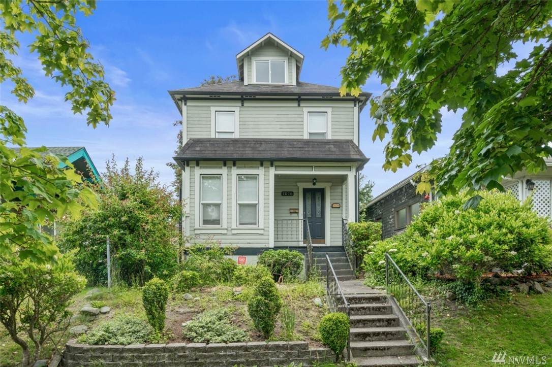 1016 Cushman Avenue - Photo 1