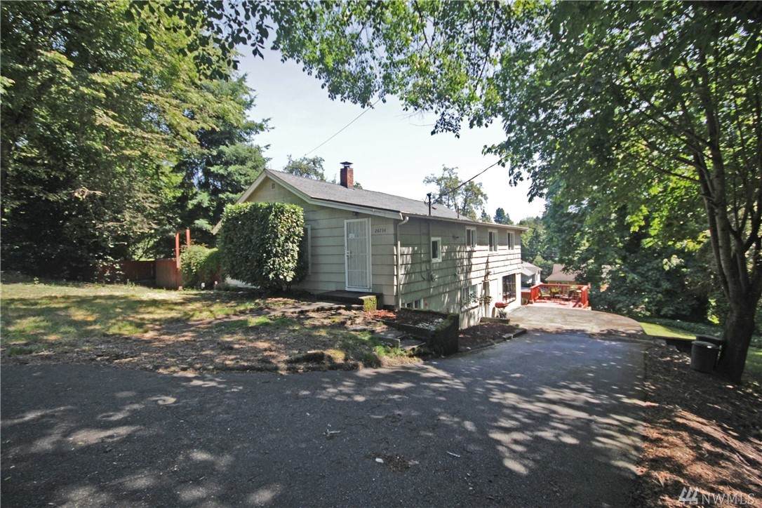 20730 Des Moines Memorial Drive - Photo 1