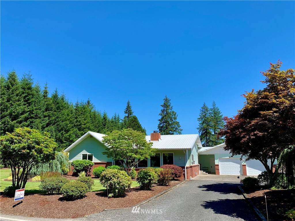 1096 Military Road - Photo 1