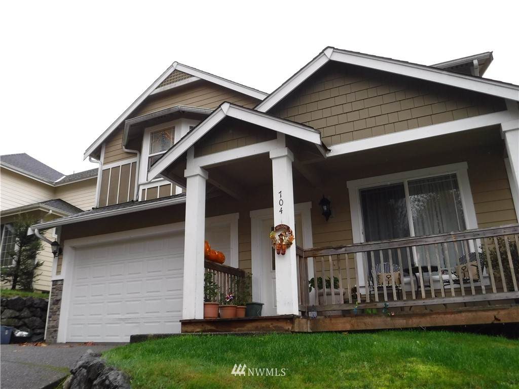 704 7th Avenue - Photo 1