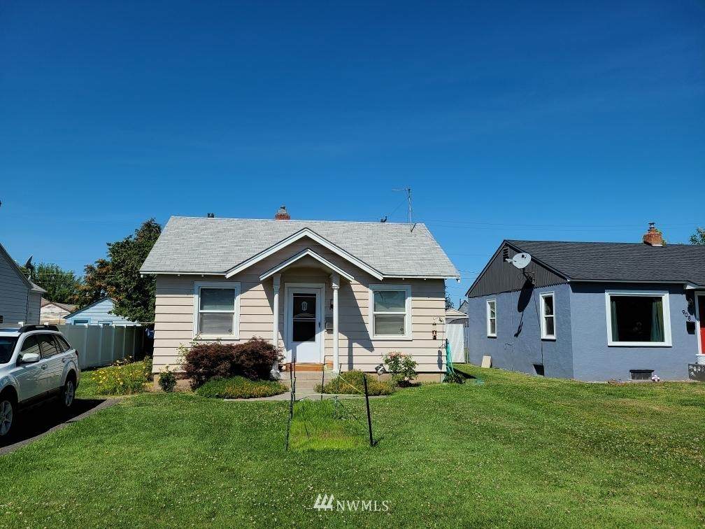 910 6th Avenue - Photo 1