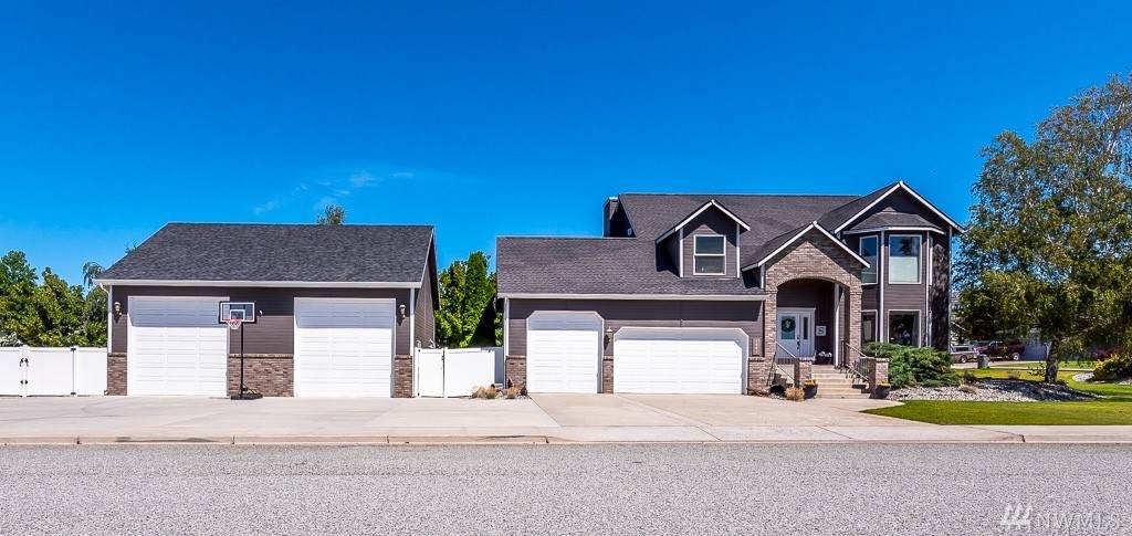1061 Horizon View Drive - Photo 1