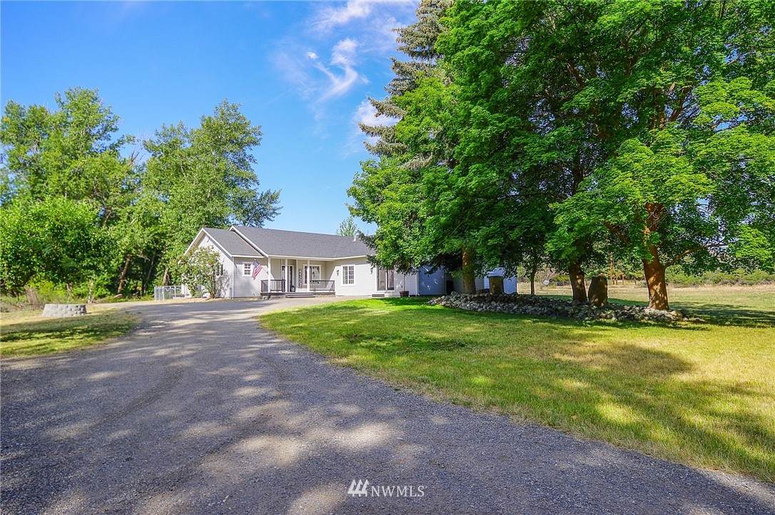 6730 Manastash Road - Photo 1