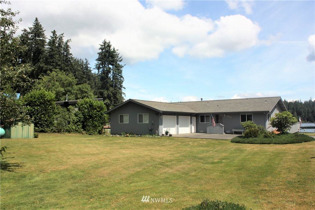 4853 Lakeside Drive - Photo 1