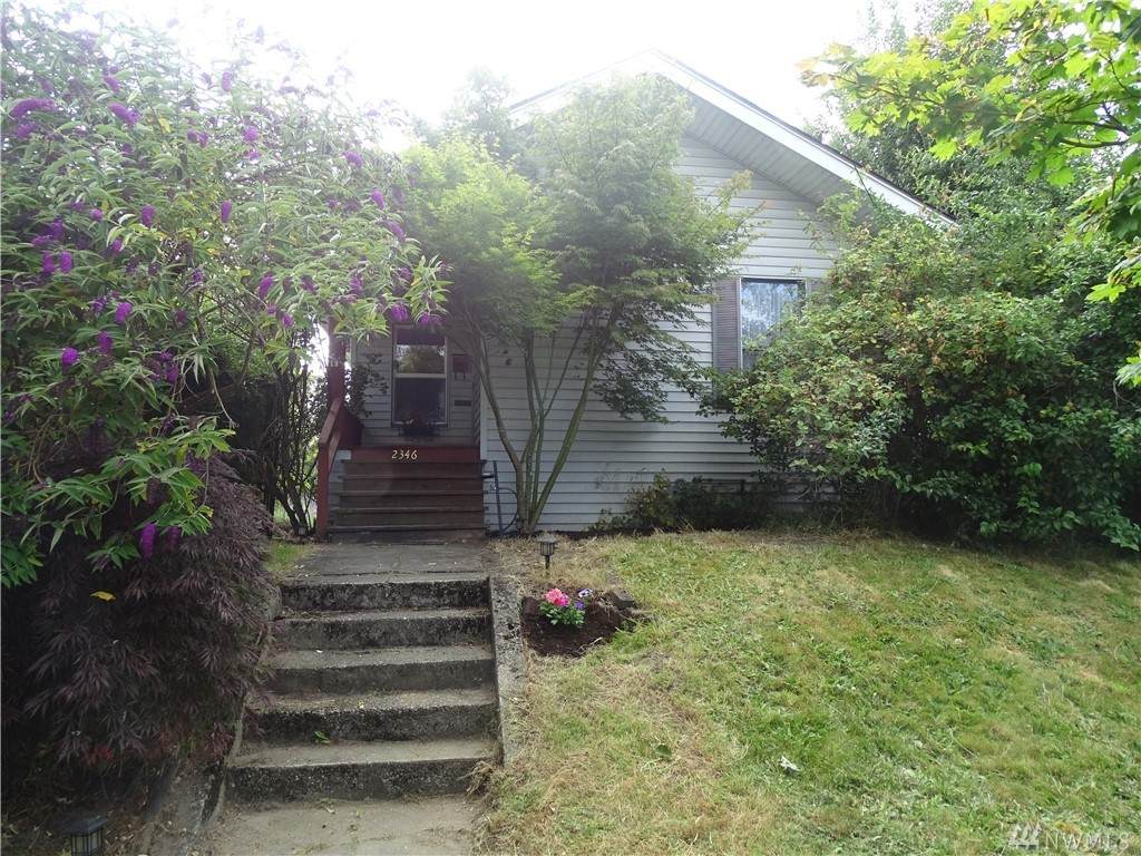 2346 Grant Avenue - Photo 1