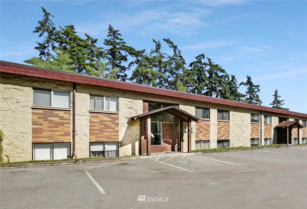 51 Columbia Drive - Photo 1