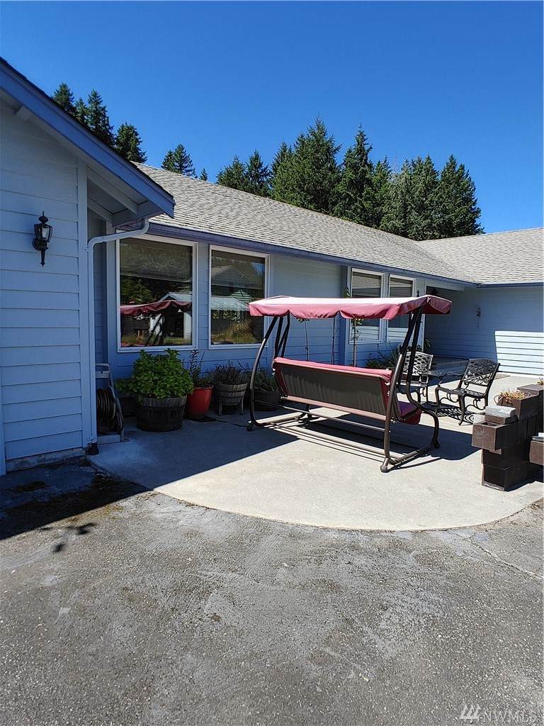 1005 Front St - Photo 1