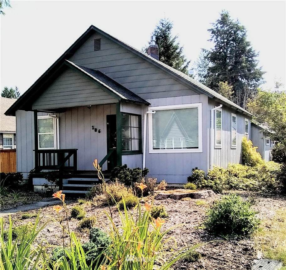 206 Monroe - Photo 1