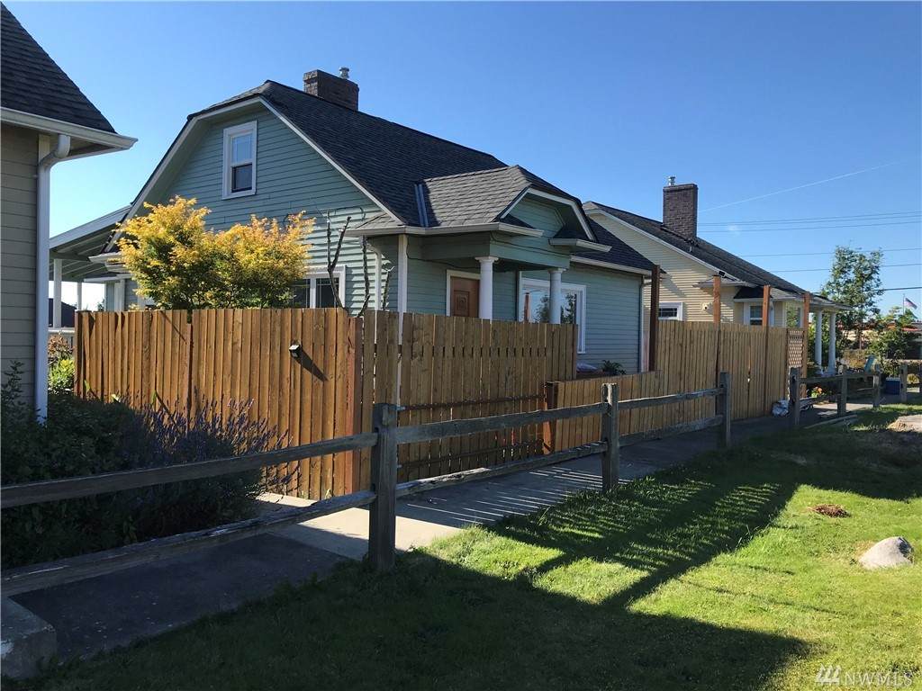 1211 Donovan Lane - Photo 1