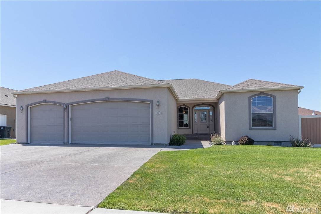 608 Magnolia Dr - Photo 1