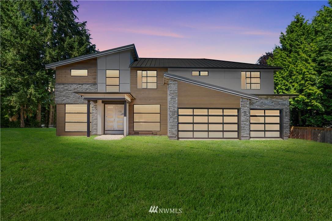 537 140th Avenue - Photo 1