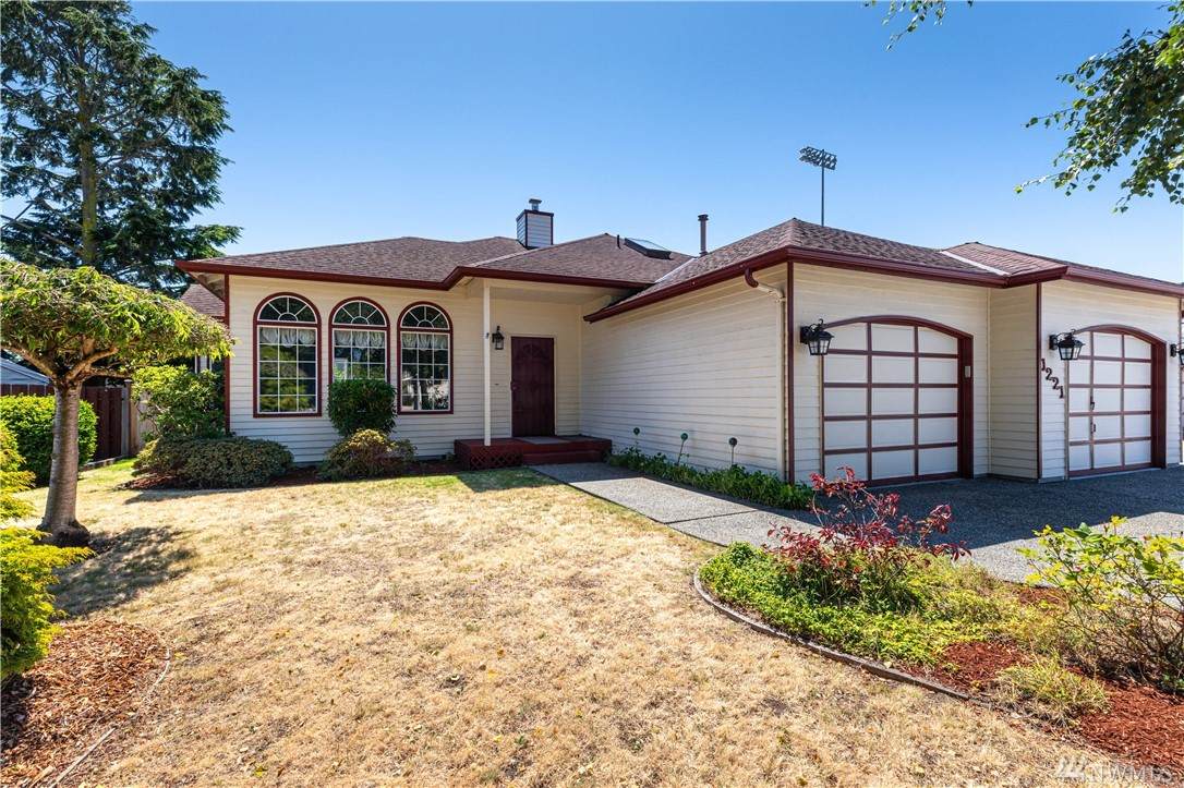 1221 5th Avenue - Photo 1