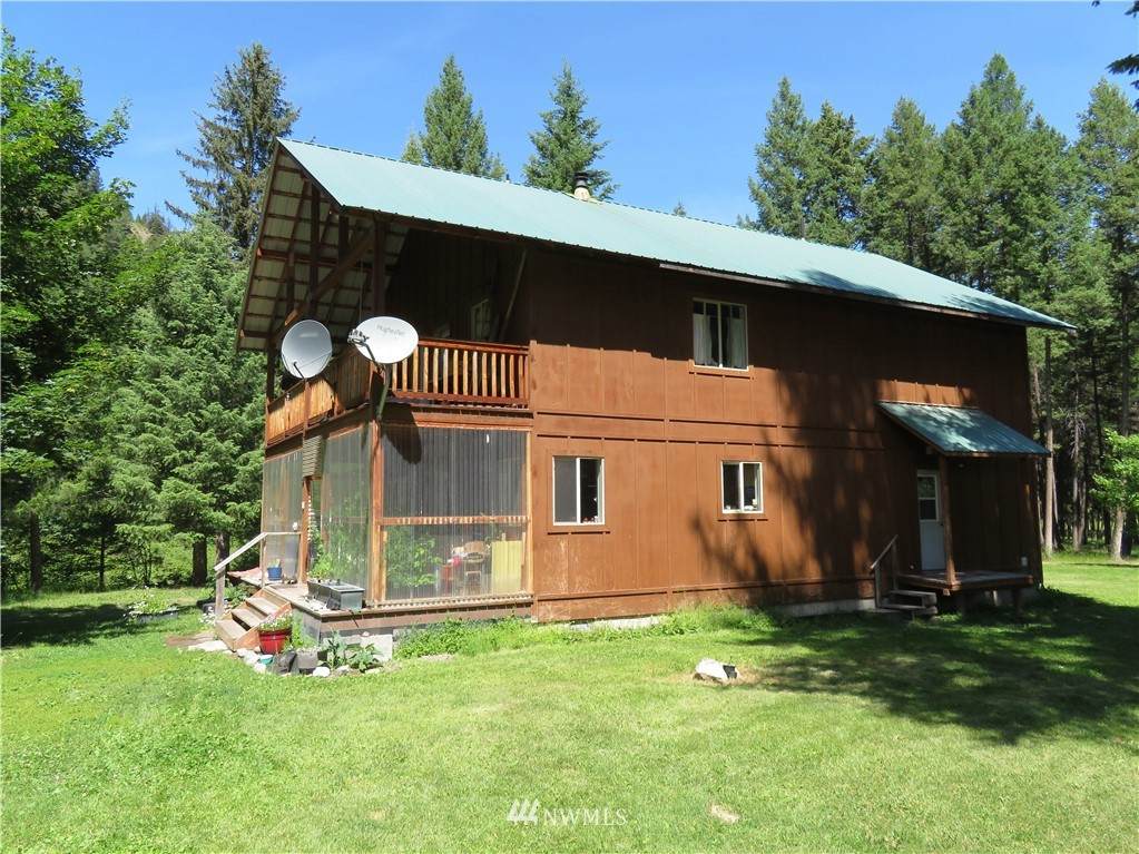 857 Toroda Creek Road - Photo 1