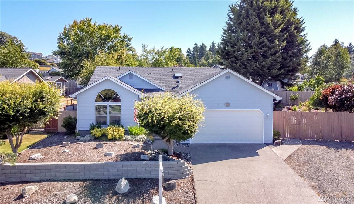 4909 Winona Court - Photo 1