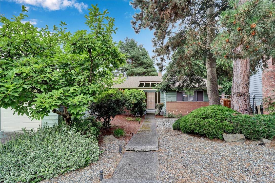 10016 40th Avenue - Photo 1