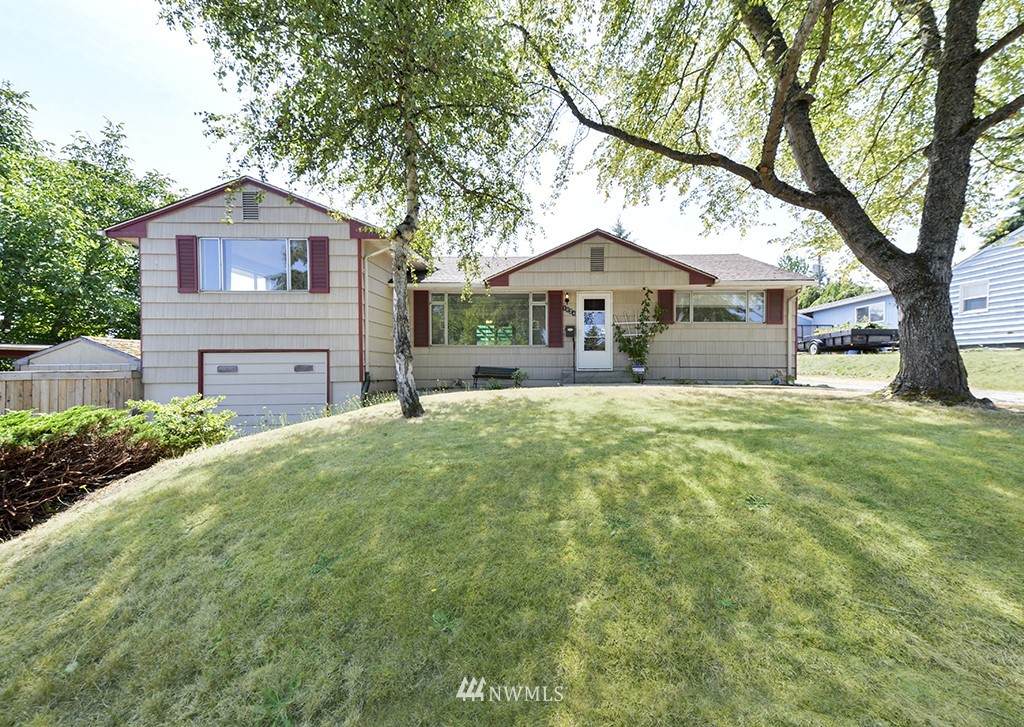 1024 52nd Street - Photo 1
