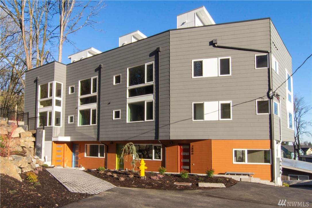 2804 Alaska Place - Photo 1