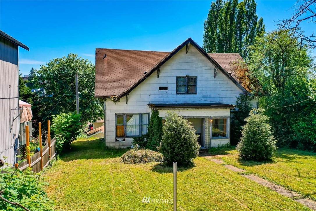 308 20th Avenue - Photo 1