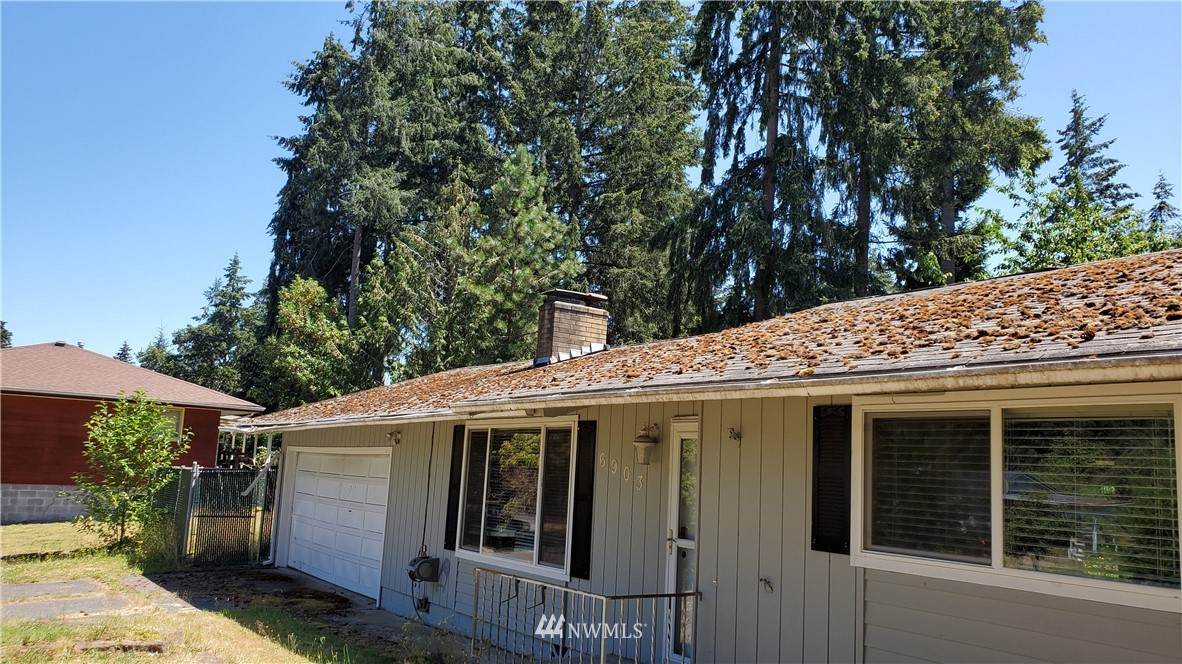 6903 34th Avenue - Photo 1
