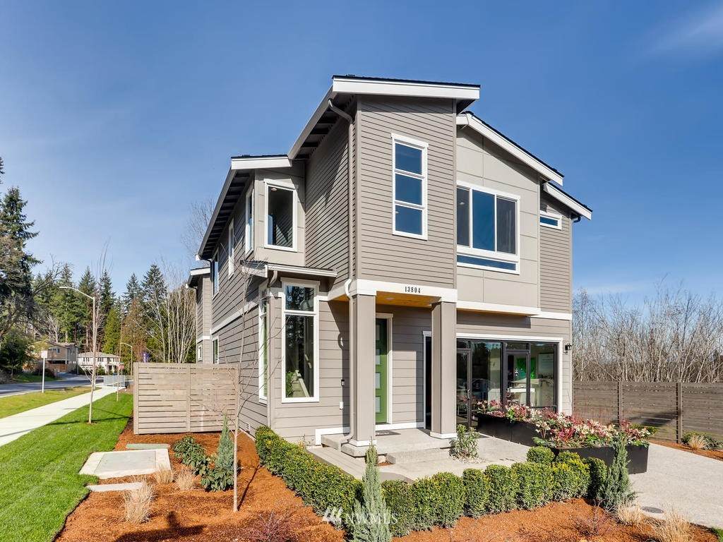 13835 98TH Street - Photo 1