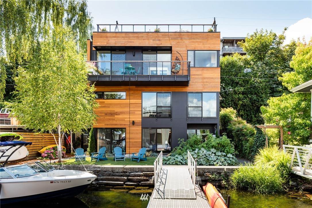 3212 Portage Bay Place - Photo 1